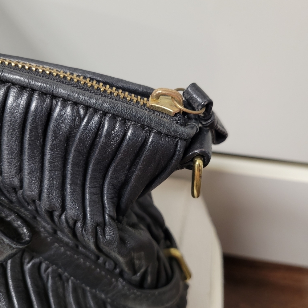 Vintage Coach Madison Gathered Leather Satchel - Picture 6 of 15